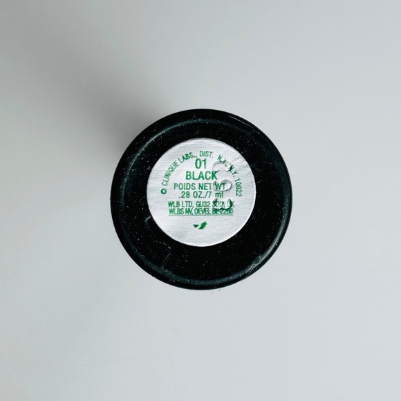 Clinique High Impact™ Mascara Black Full Size .28 oz. / 8 g - Picture 4 of 4